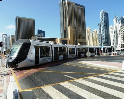Dubai Tram and Metro - Taj Teal Tourism